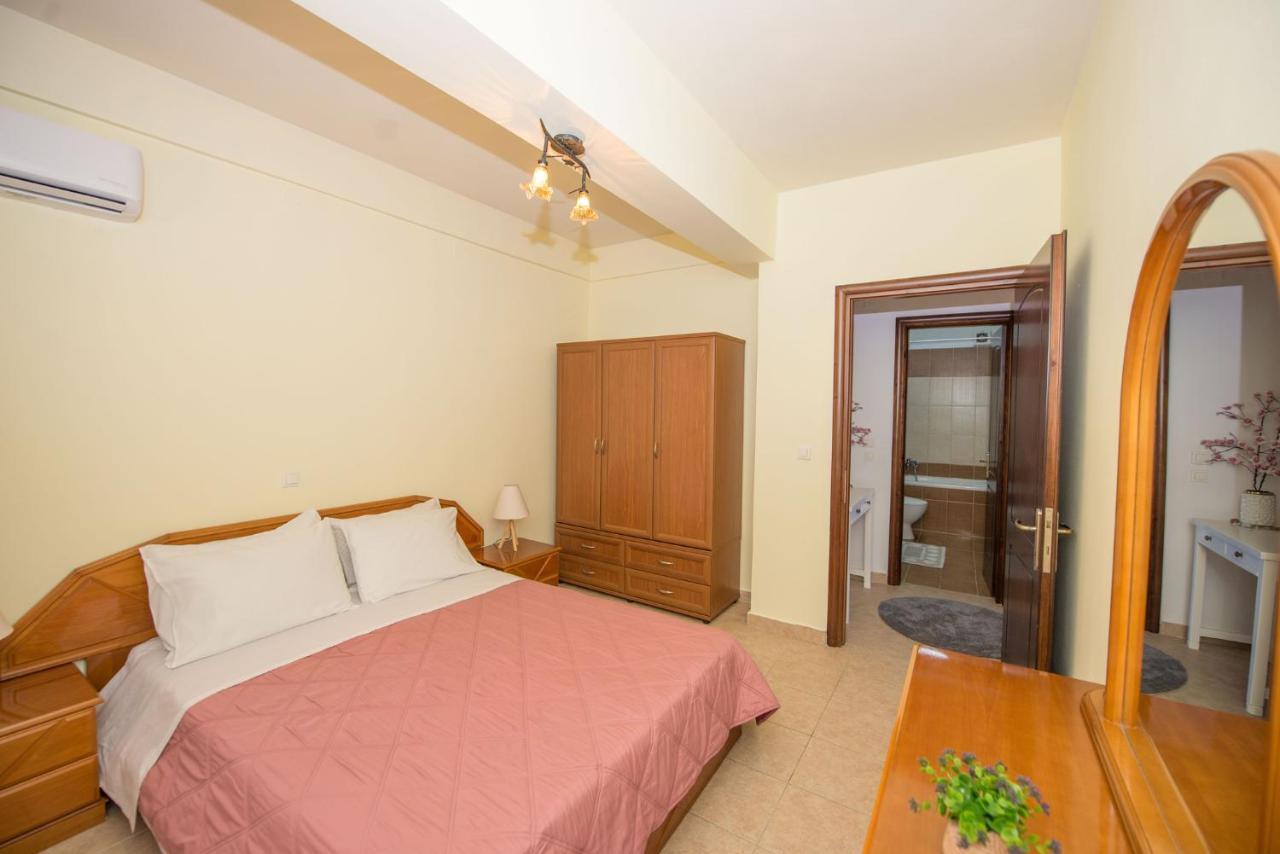 Nicoles Houses Ариллас Экстерьер фото